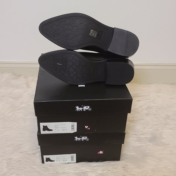 Coach Chelsea Booties Black 7, 9 NIB - Picture 6 of 8
